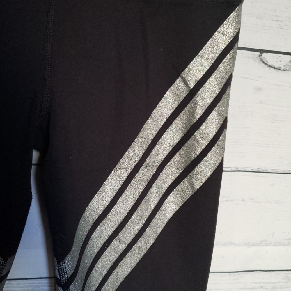 Alo yoga capri leggings - Picture 2 of 7